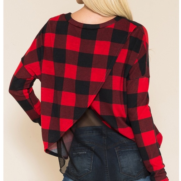 🔴 🎀 2 X’s Host Pick 🎀 Buffalo Plaid Top with Black Back - Picture 5 of 7